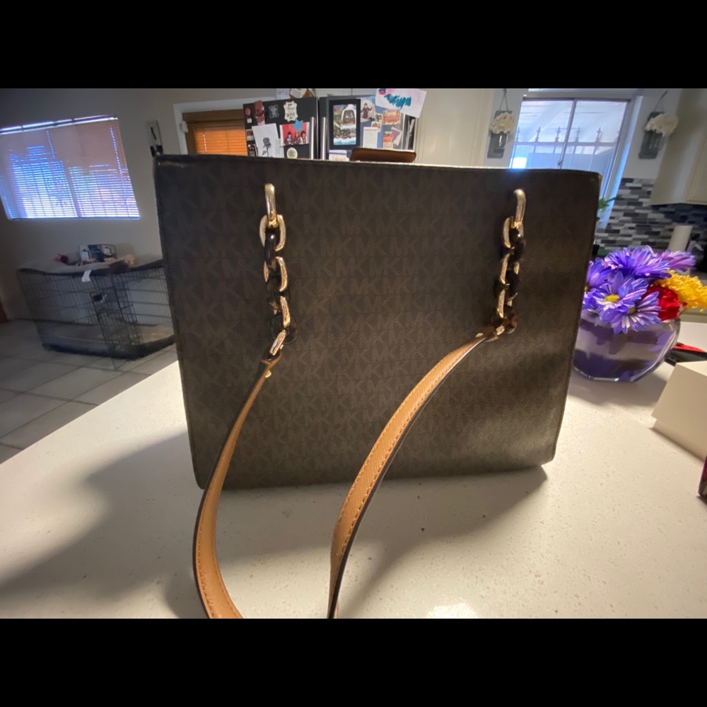MK brown purse
